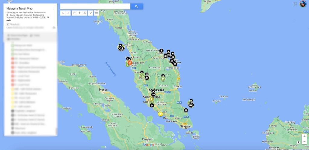 Eine farbenfrohe Karte von Malaysia, auf der die Orte hervorgehoben sind, die man unbedingt besuchen muss, wobei jedes Reiseziel durch Symbole gekennzeichnet ist.
