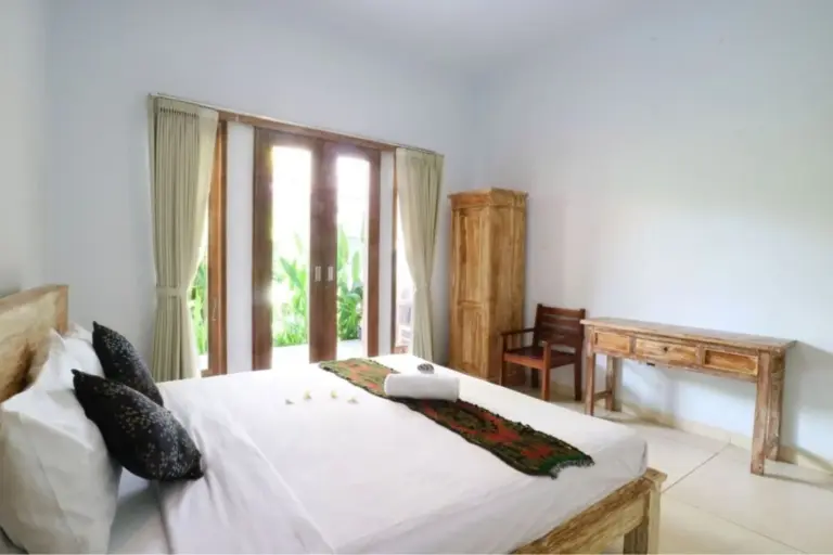 Ein einfaches low Budget Hotel bzw. Guesthouse auf Bali für nur 12€/ Nacht – eine der günstigsten Unterkünfte beim Bali Backpacking. 