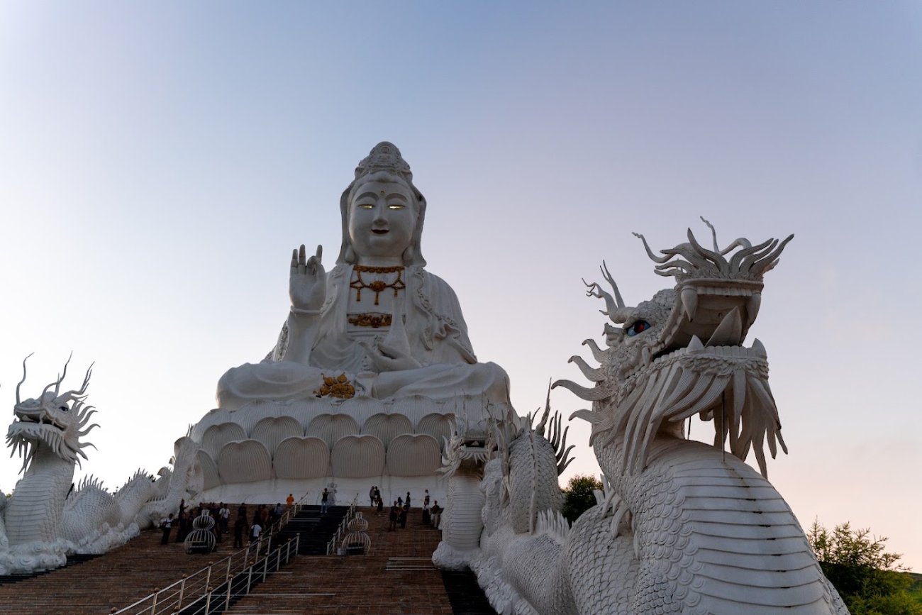 Der Weiße Tempel Wat Rong Khun in Chiang Rai