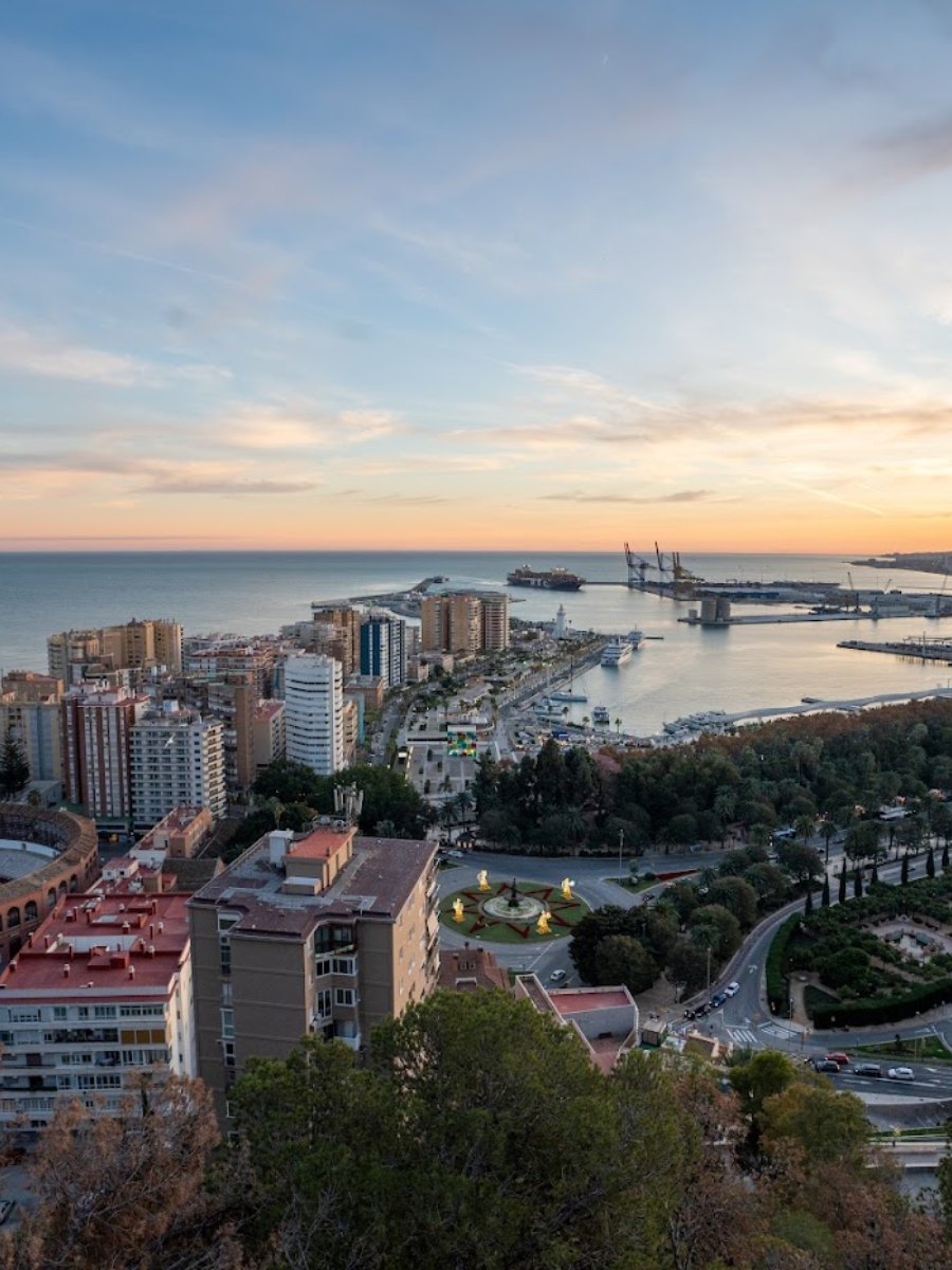 Hafenpromenade Muelle Uno in Málaga