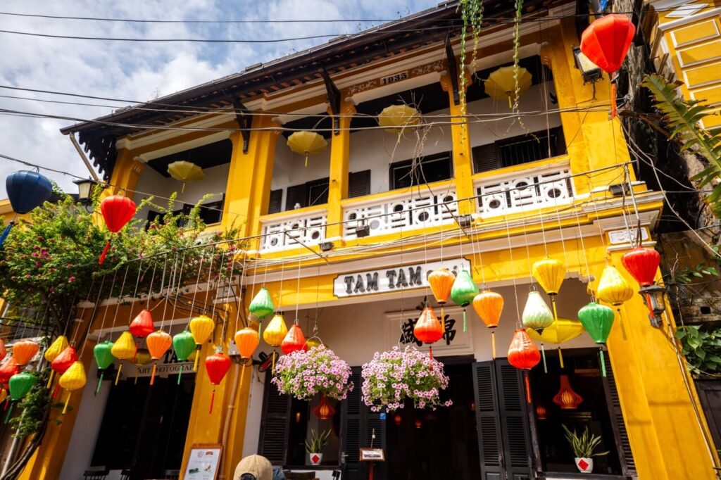 Hoi An Sehenswürdigkeiten: Die beleuchtete Altstadt am Abend